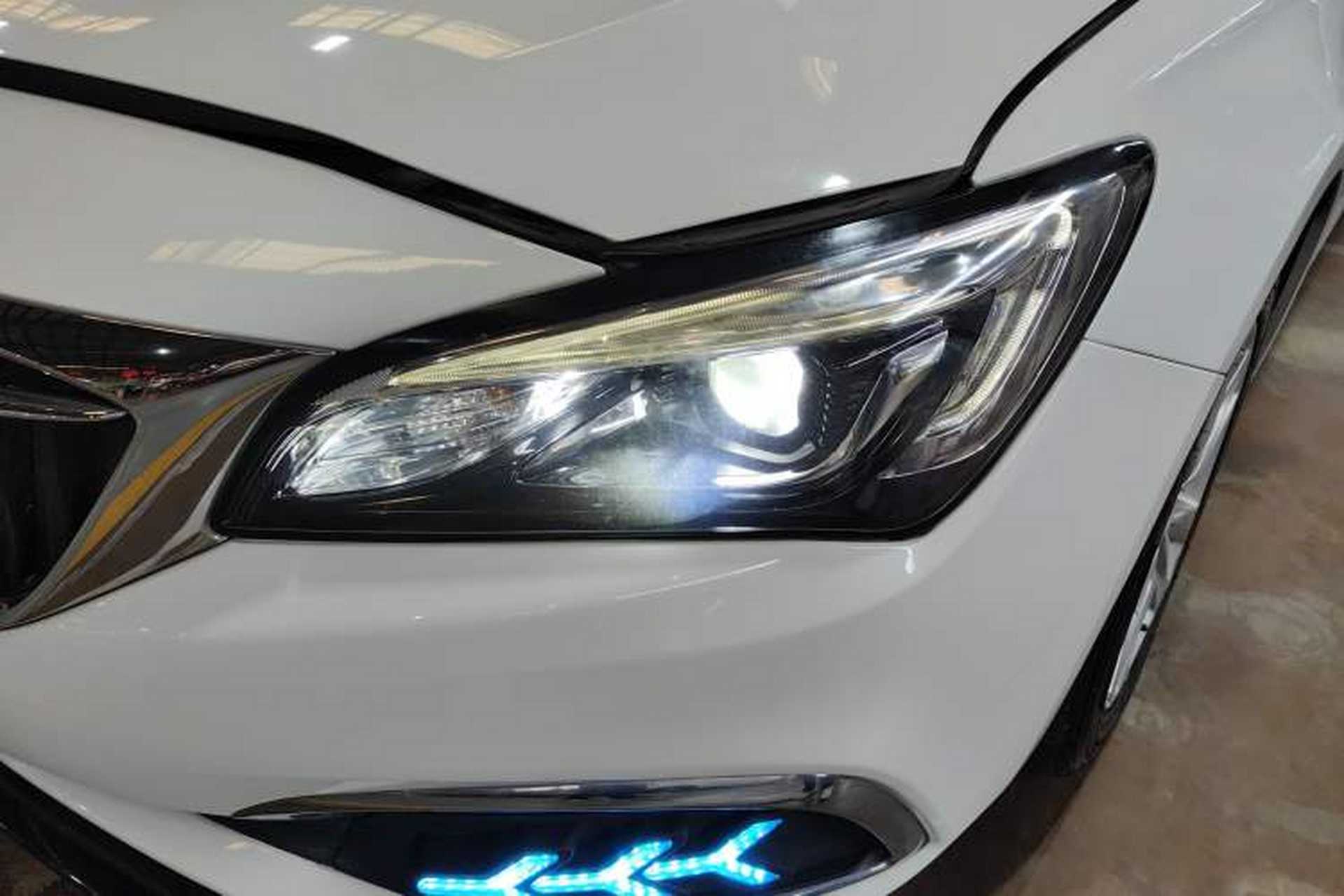 Used Buick Verano 2019 Sedan 20T Dual-Clutch Leading Model Left Front Headlight