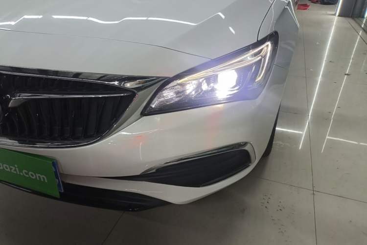 Used Buick Verano 2019 Sedan 15S Automatic Leading Model Left Front Headlight