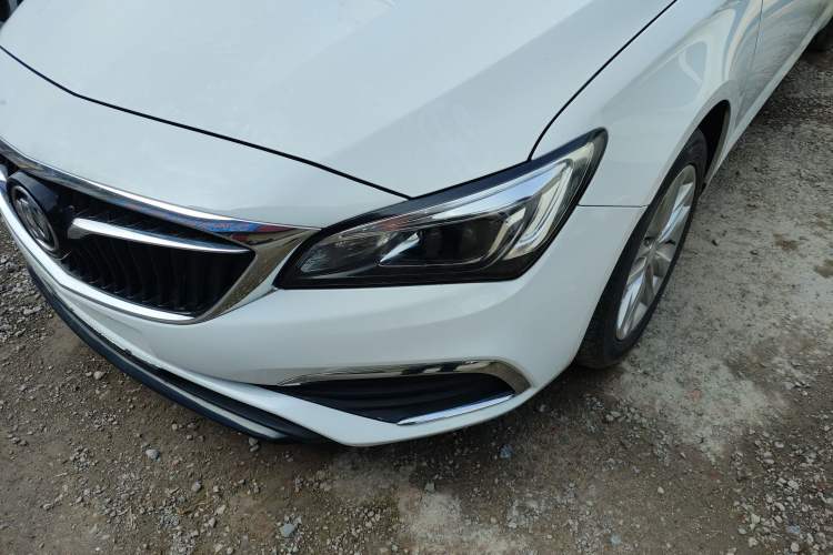 Used Buick Verano 2019 Sedan 20T Dual-Clutch Leading Model Left Front Headlight