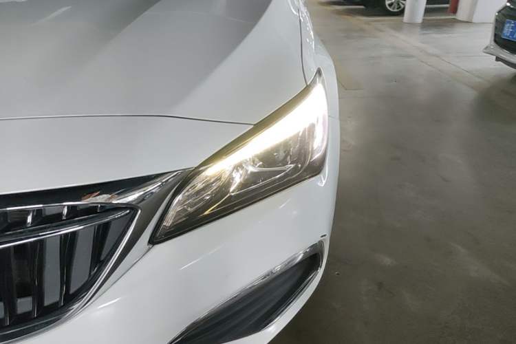 Used Buick Verano 2019 Sedan 15S Automatic Entry Model Left Front Headlight