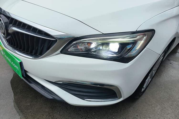Used Buick Verano 2019 Sedan 15S Automatic Leading Model Left Front Headlight