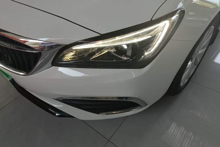 Used Buick Verano 2019 Sedan 15S Automatic Entry Model Left Front Headlight