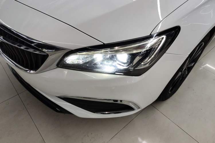 Used Buick Verano 2019 Sedan 15S Automatic Leading Model Left Front Headlight