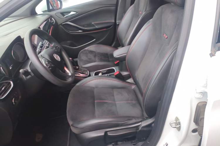 Used Buick Verano 2019 Hatchback GS 20T Dual-Clutch Leading Model Left Front Seat