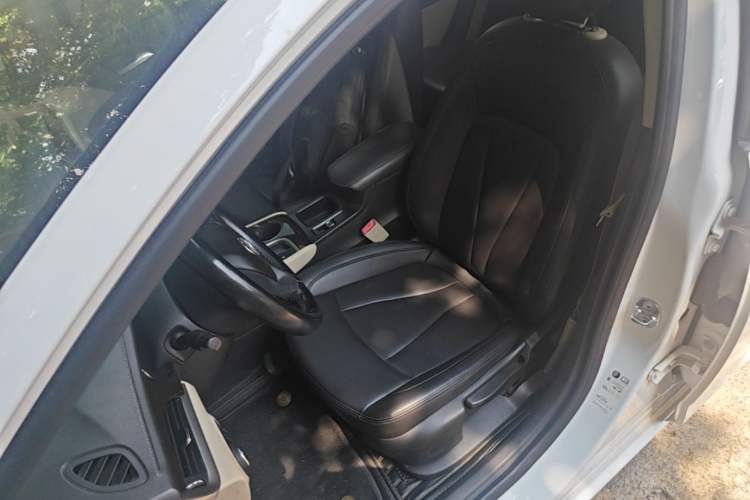 Used Buick Verano 2019 Sedan 15S Automatic Entry Model Left Front Seat