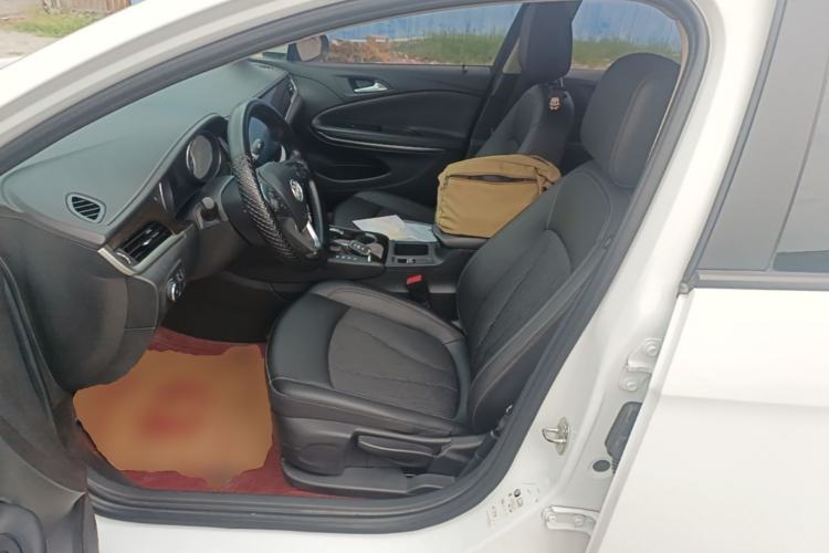 Used Buick Verano 2019 Sedan 20T Dual-Clutch Leading Model Left Front Seat