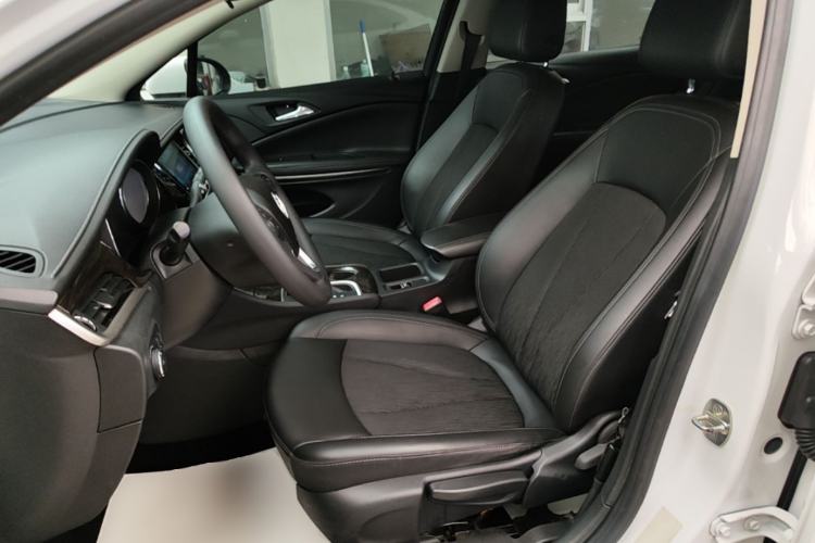 Used Buick Verano 2019 Sedan 20T Dual-Clutch Leading Model Left Front Seat