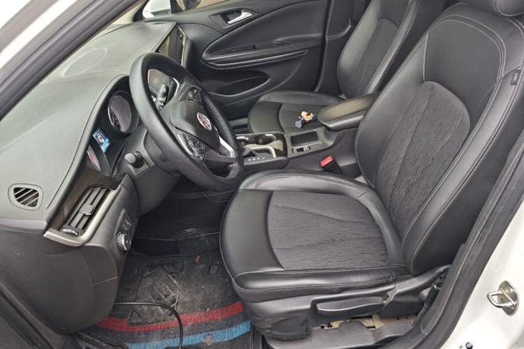 Used Buick Verano 2019 Sedan 20T Dual-Clutch Leading Model Left Front Seat