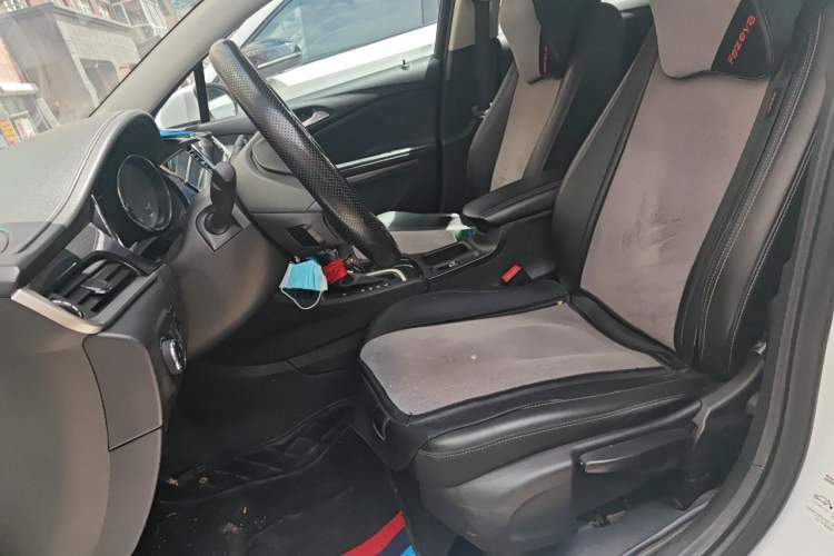 Used Buick Verano 2019 Sedan 20T Dual-Clutch Leading Model Left Front Seat