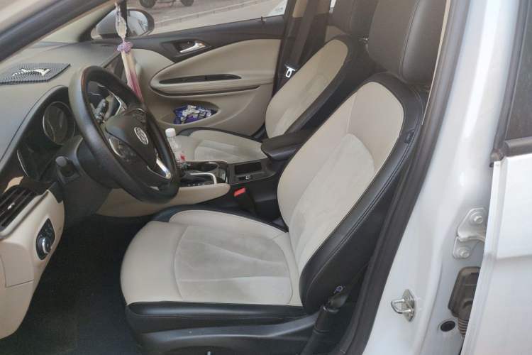 Used Buick Verano 2019 Sedan 15S Automatic Leading Model Left Front Seat