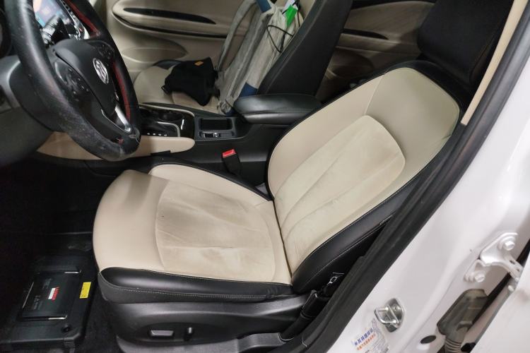 Used Buick Verano 2019 Sedan 15S Automatic Leading Model Left Front Seat