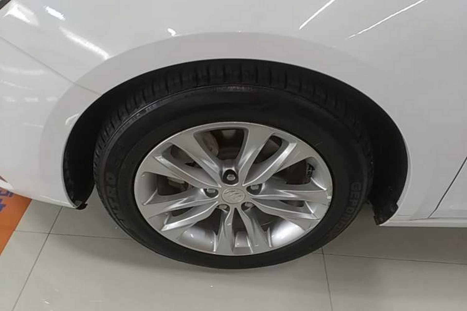 Used Buick Verano 2019 Sedan 20T Dual-Clutch Leading Model Left Front Wheel Hub
