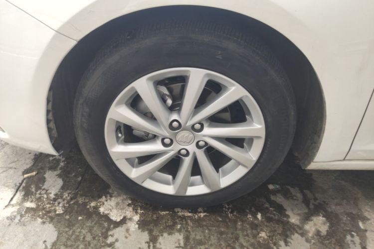 Used Buick Verano 2019 Sedan 15S Automatic Leading Model Left Front Wheel Hub