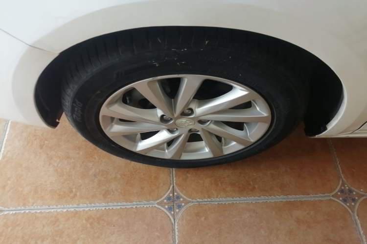Used Buick Verano 2019 Sedan 15S Automatic Entry Model Left Front Wheel Hub