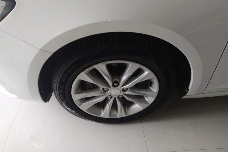 Used Buick Verano 2019 Sedan 20T Dual-Clutch Leading Model Left Front Wheel Hub