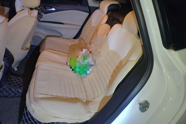 Used Buick Verano 2019 Sedan 15S Automatic Leading Model Left Rear Seat