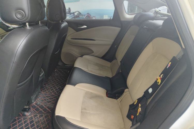 Used Buick Verano 2019 Sedan 15S Automatic Leading Model Left Rear Seat