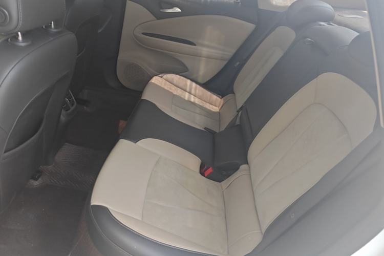 Used Buick Verano 2019 Sedan 15S Automatic Leading Model Left Rear Seat