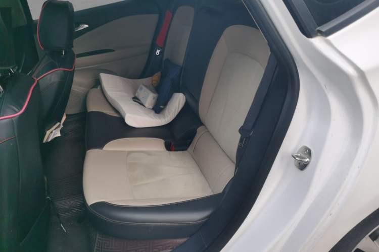 Used Buick Verano 2019 Sedan 15S Automatic Leading Model Left Rear Seat