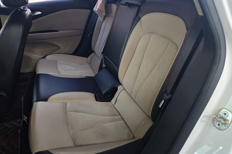 Used Buick Verano 2019 Sedan 15S Automatic Leading Model Left Rear Seat