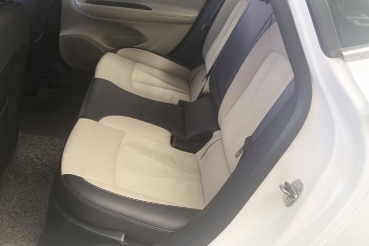 Used Buick Verano 2019 Sedan 15S Automatic Leading Model Left Rear Seat