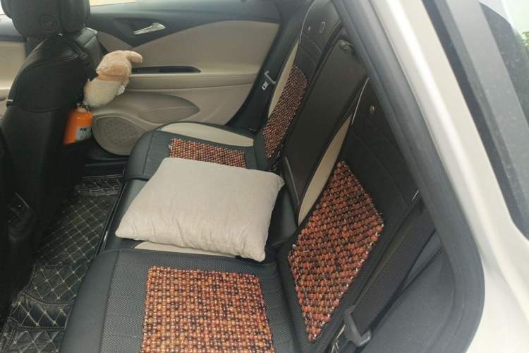 Used Buick Verano 2019 Sedan 15S Automatic Leading Model Left Rear Seat