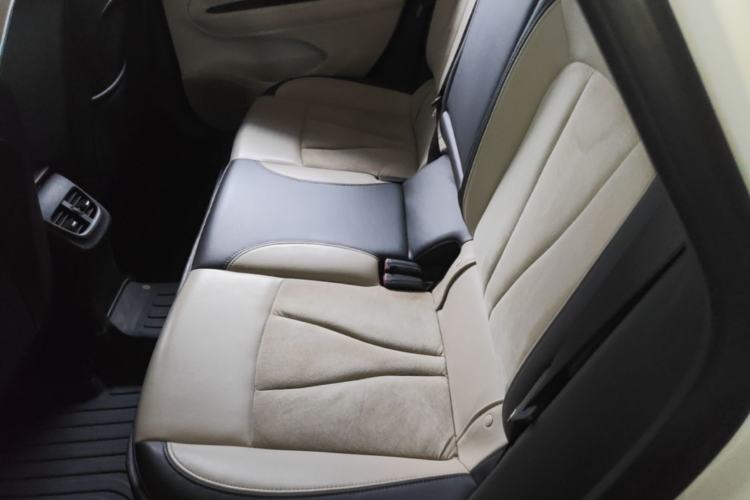 Used Buick Verano 2019 Sedan 15S Automatic Leading Model Left Rear Seat