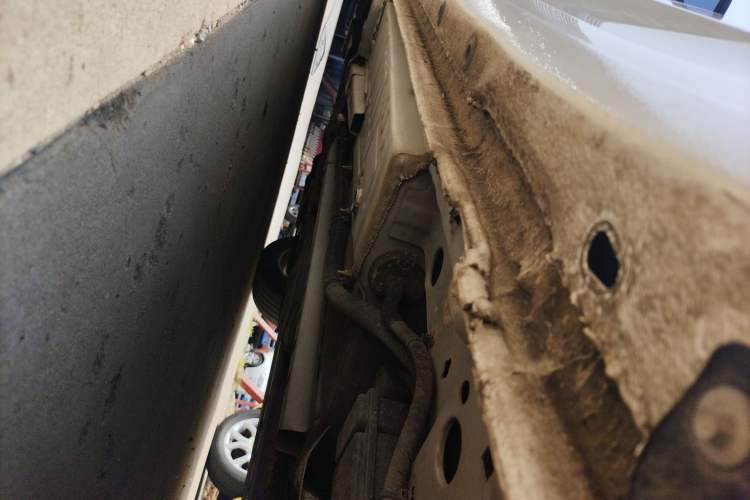 Used Buick Verano 2019 Sedan 15S Automatic Leading Model Left Side Sill