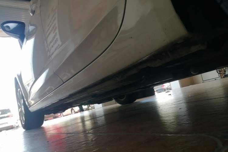 Used Buick Verano 2019 Sedan 15S Automatic Entry Model Left Side Sill