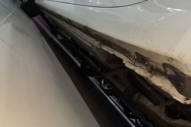 Used Buick Verano 2019 Sedan 15S Automatic Leading Model Left Side Sill