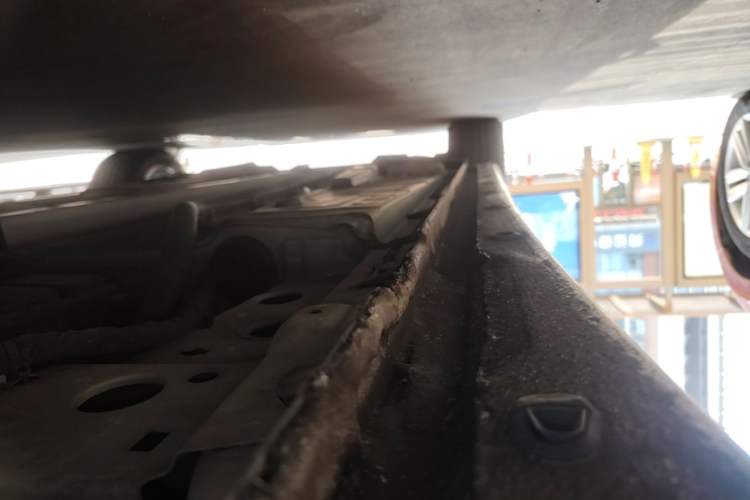 Used Buick Verano 2019 Sedan 15S Automatic Leading Model Left Side Sill