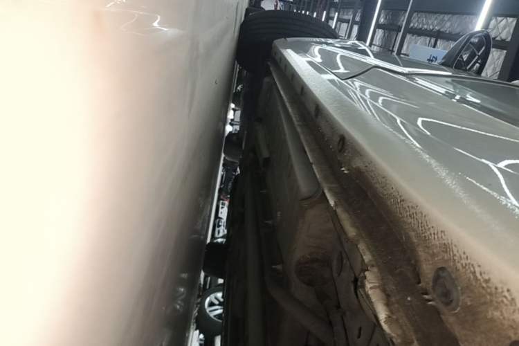 Used Buick Verano 2019 Sedan 15S Automatic Leading Model Left Side Sill