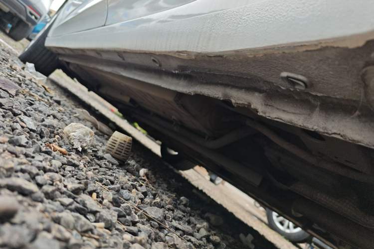 Used Buick Verano 2019 Sedan 15S Automatic Leading Model Left Side Sill