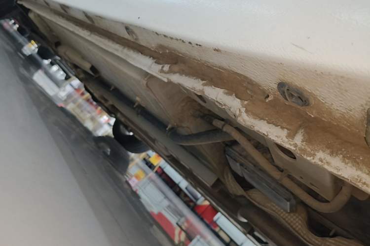 Used Buick Verano 2019 Sedan 15S Automatic Leading Model Left Side Sill