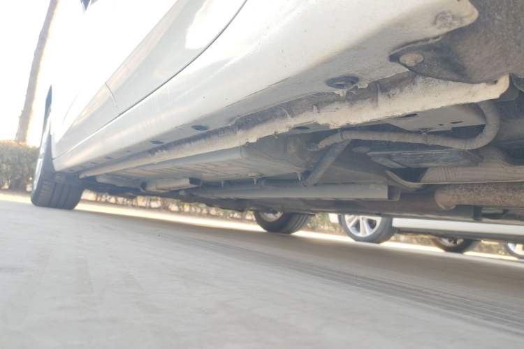 Used Buick Verano 2019 Sedan 15S Automatic Leading Model Left Side Sill