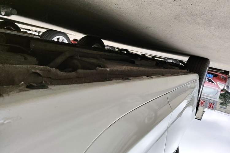 Used Buick Verano 2019 Sedan 15S Automatic Leading Model Left Side Sill