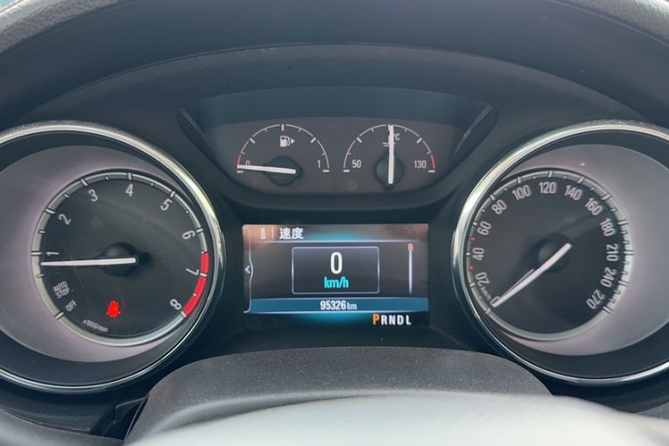 Used Buick Verano 2019 Sedan 15S Automatic Leading Model Odometer Close Up