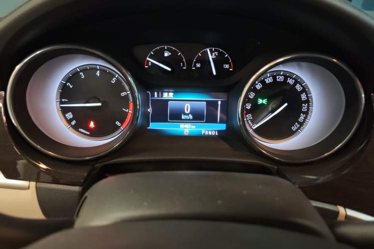 Used Buick Verano 2019 Sedan 15S Automatic Leading Model Odometer Close Up