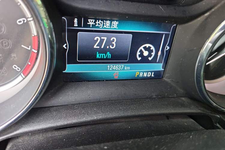 Used Buick Verano 2019 Sedan 15S Automatic Leading Model Odometer Close Up