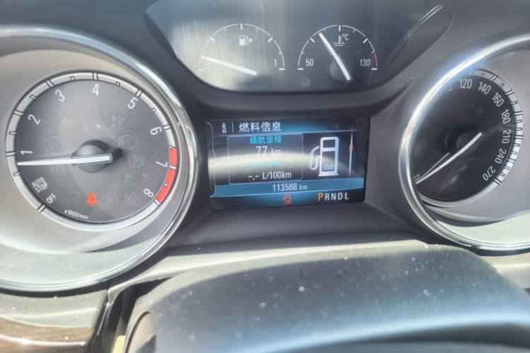 Used Buick Verano 2019 Sedan 15S Automatic Leading Model Odometer Close Up