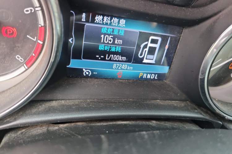Used Buick Verano 2019 Sedan 15S Automatic Leading Model Odometer Close Up