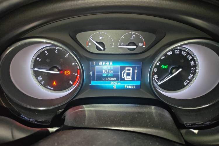 Used Buick Verano 2019 Sedan 15S Automatic Leading Model Odometer Close Up