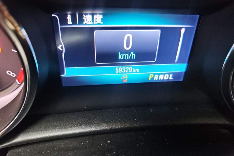 Used Buick Verano 2019 Sedan 15S Automatic Leading Model Odometer Close Up