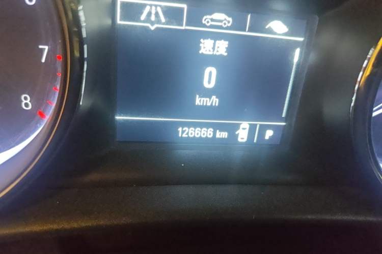 Used Buick Verano 2019 Sedan 15S Automatic Entry Model Odometer Close Up