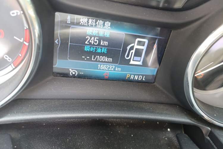 Used Buick Verano 2019 Sedan 15S Automatic Leading Model Odometer Close Up
