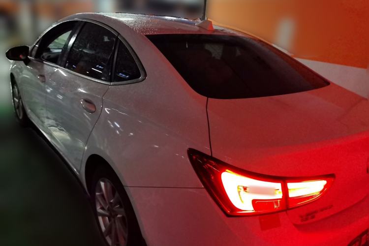 Used Buick Verano 2019 Sedan 15S Automatic Leading Model Rear Left 45 Deg