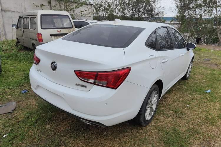Used Buick Verano 2019 Sedan 20T Dual-Clutch Leading Model Rear Right 45 Deg