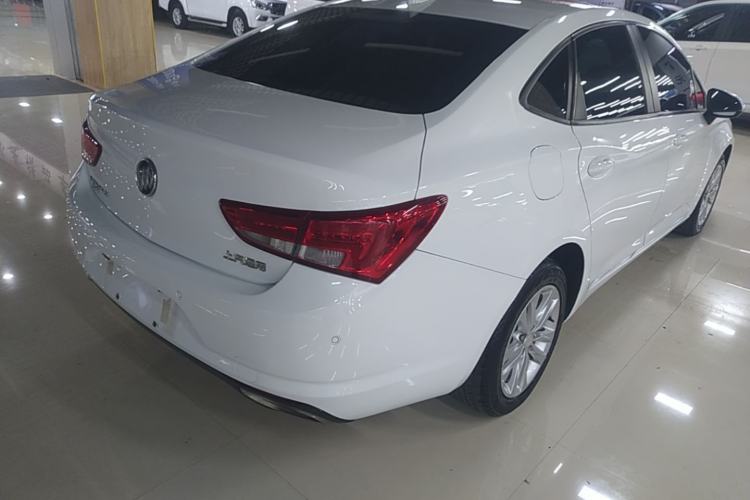 Used Buick Verano 2019 Sedan 20T Dual-Clutch Leading Model Rear Right 45 Deg