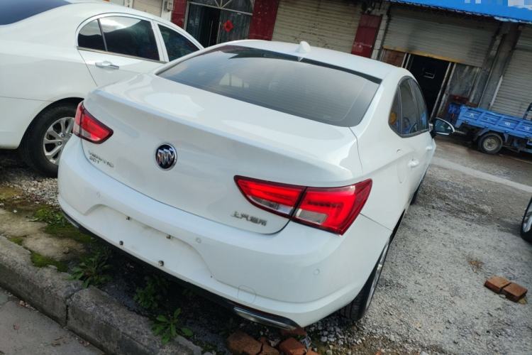 Used Buick Verano 2019 Sedan 20T Dual-Clutch Leading Model Rear Right 45 Deg