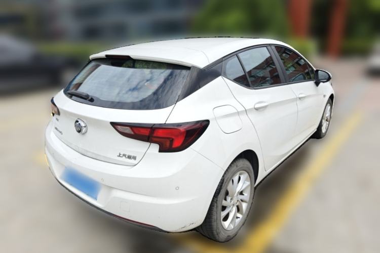 Used Buick Verano 2019 Hatchback 15S Automatic Leading Model Rear Right 45 Deg